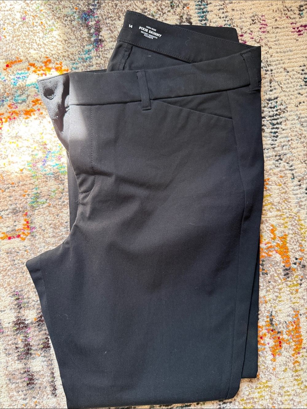 Old Navy Black Pixie Skinny Pants BRAND NEW